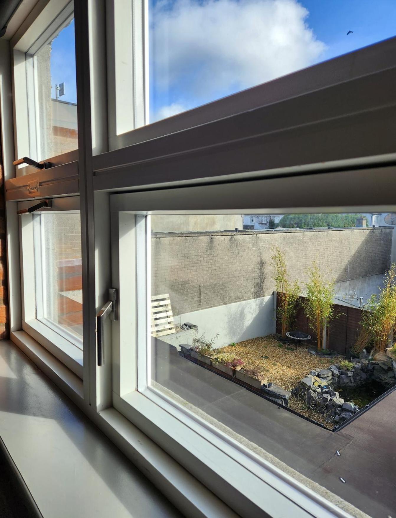 Maynooth Serviced Studios ภายนอก รูปภาพ